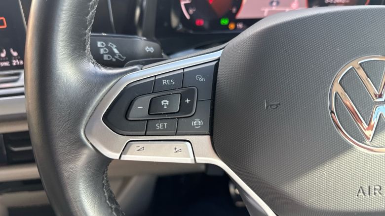 Volkswagen Multivan 2.0 TSI Style 5dr LWB DSG Petrol Estate